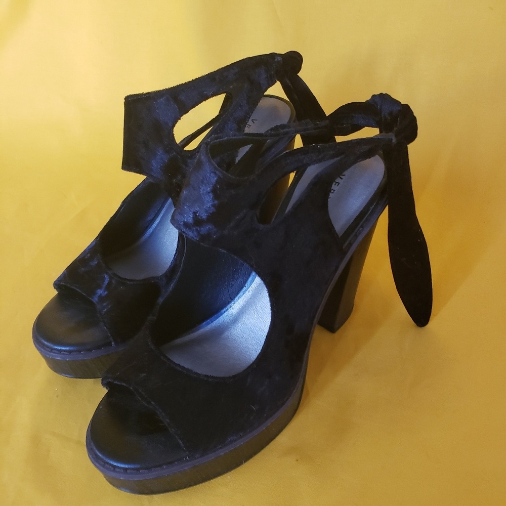 Very Volatile Crushed Velvet Heels New